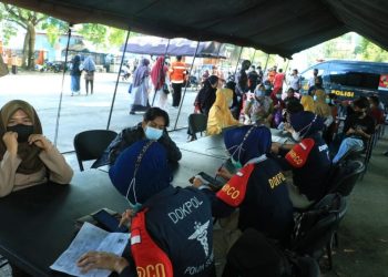 Capaian Vaksinasi Covid-19 di Sumbar Masih Belum Merata
