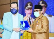 Wako Hendri Septa Raih Penghargaan Kepala Daerah Peduli Pemuda