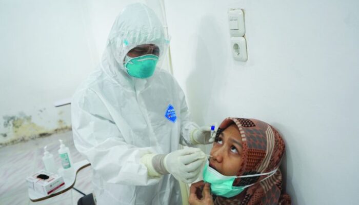 Sumbar Waspadai Potensi Covid-19 Meroket saat Nataru