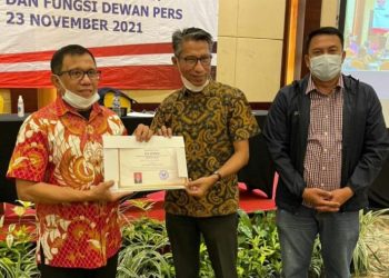 M. Nuh Kukuhkan 57 Ahli Pers, “Kongkalingkong” dalam Demokrasi Harus Dicegah