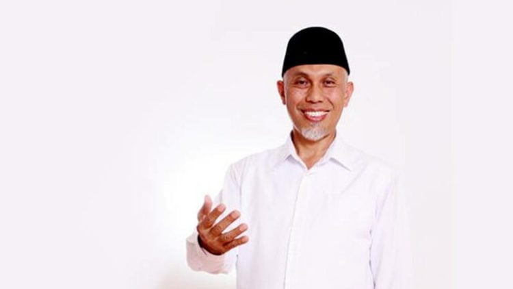 Gubernur Mahyeldi