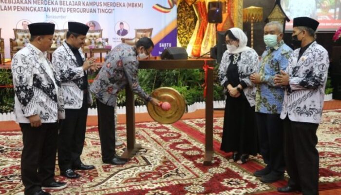 Upgrisba Resmi Diluncurkan, Dirjen Dikti: Terus Jaga Kualitas dan Relevansi Keilmuan