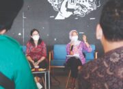 Staf Khusus Milenia Presiden Ayu Kartika Dewi Diskusikan Toleransi dan Keberagamaan di Kantor Haluanpadang.com