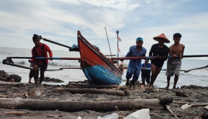 DKP Anggarkan 600 Juta untuk Tingkatkan Produktivitas Nelayan