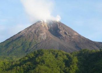 Dua Gunung di Sumbar Siaga II, Edukasi terkait Mitigasi Bencana Erupsi Sangat Dibutuhkan