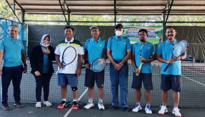 OLAHRAGA: Indrawaldi Juara Tenis Persahabatan Warga Peradilan
