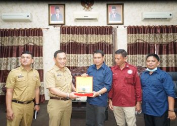 Wartawan dan Diskominfo Dharmasraya Tukar Informasi dengan Diskominfo Medan
