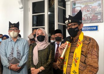 Jelang G20 Tahun 2022, Menparekraf: Sumbar Dilibatkan Pada Kuliner Rendang