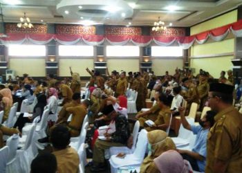 Tak Bisa Nikmati Air Bersih, 74 Wali Nagari Minta Bupati Putus PDAM Kota Solok