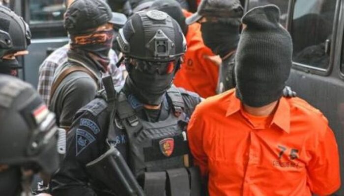 Tak Hanya Muslim, Densus 88 Juga Tangkap Pelaku Teroris Beragama Kristen