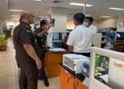 Geledah Kantor Kemendag, Kejagung Sita Dokumen dan Uang Tunai