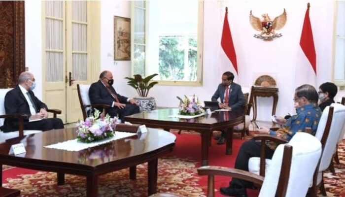 Presiden El-Sisi Undang Presiden Jokowi Hadiri COP27 di Mesir