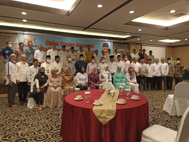 Kadin buka bersama