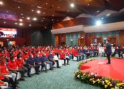 Temui Ratusan Karyawan PLN Berbaju Merah, Ini yang Dijelaskan Erick Tohir!