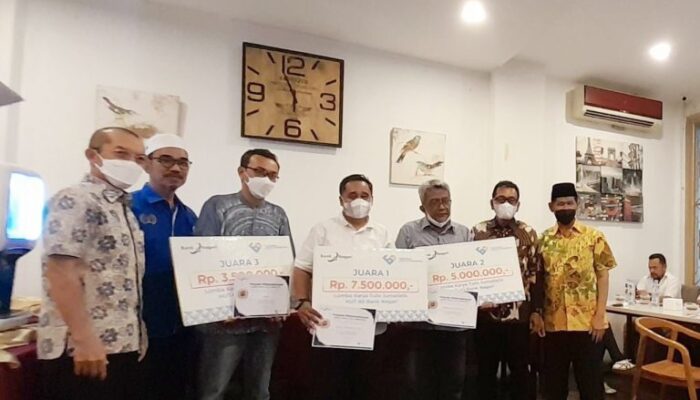 Buka Puasa Bersama PWI Sumbar, Bank Nagari Serahkan Hadiah Pemenang Lomba Karya Tulis