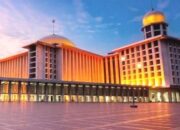 Salat Tarawih di Masjid Istiqlal Dibatasi