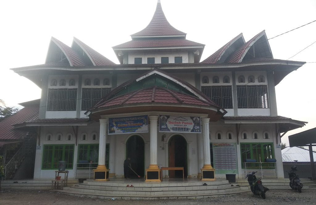 Masjid Nurul Farah Mr. Syafruddin Prawiranegara