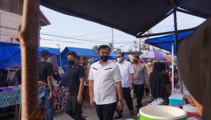 Sutan Riska Bersama Forkopimda Tinjau Pasar Beduq