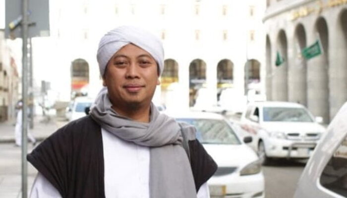 Kisah Hidup Opick Sang Pengubah Lagu Religi, Dari Pengamen Jalanan Hingga Guru Ngaji