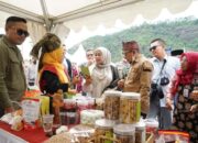 Bupati Eka Putra: Ayo ke Tanah Datar, Ada Festival UMKM Nusantara di Istano Pagaruyung