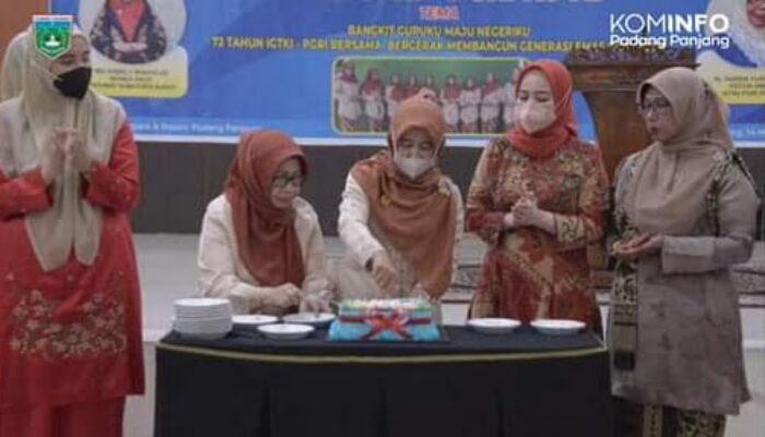 HUT IGTKI Semarak di Mifan Padang Panjang, Ketua PGRI Sumbar: Guru TK Sangat Berjasa di Dunia Pendidikan