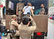 Tiga Wanita Diamankan, Pol PP Padang Razia Panti Pijat Plus-plus Berkedok Warung Kopi di Jalan Niaga