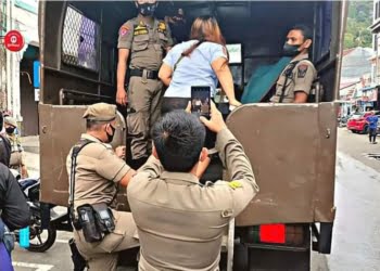 Tiga Wanita Diamankan, Pol PP Padang Razia Panti Pijat Plus-plus Berkedok Warung Kopi di Jalan Niaga