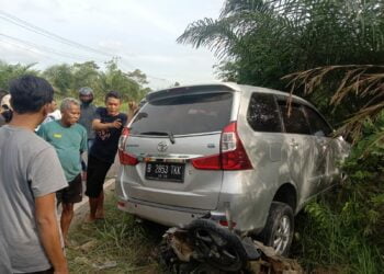 Dihantam Avanza, Pengendara Vario Tewas di Jalinsum Dharmasraya