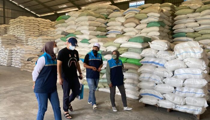 Selama Ini Pakai Genset, Pengusaha Beras Ini Akui Listrik PLN Jauh Lebih Hemat