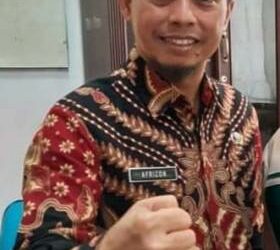 Pembina Rumah Tahfiz Tanah Datar, Afrizon