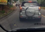 Waow! Jalur Padang-Bukittinggi Macet Sepanjang 5 Km