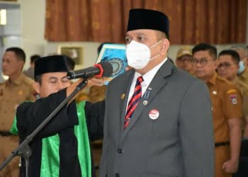 Mantan Ajudan Walikota Fauzi Bahar Resmi Jadi Sekda Kota Padang