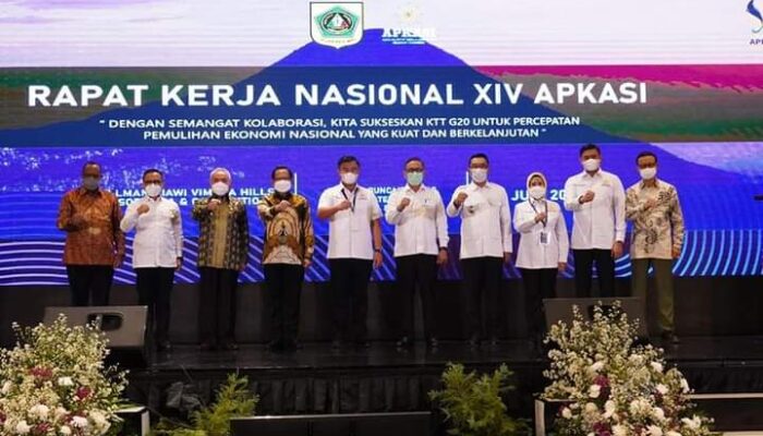 Pemerintah Kabupaten se-Indonesia Sepakat Minta Penghapusan Tenaga Honorer Ditunda!
