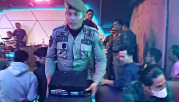 Pol PP Padang Gerebek Cafe Shop di Pasa Gadang, Ternyata Ada Live Music Disc Jockey di Dalamnya