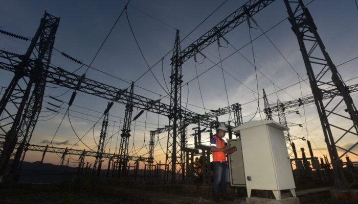 Dukung Akselerasi Electrifying Tourism di Pulau Buton, PLN Rampungkan 3 Infrastruktur di Baubau