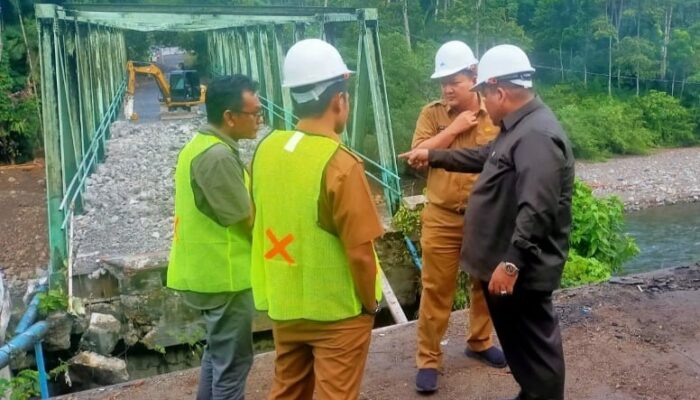Tiga Tahun Rusak, Awal Desember 2022 Jembatan Lubuak Napa Bisa Digunakan