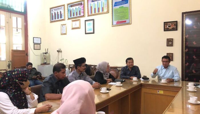 Ini Penjelasan Wali Kelas SMPN 1 Padang Soal Manipulasi Nilai!