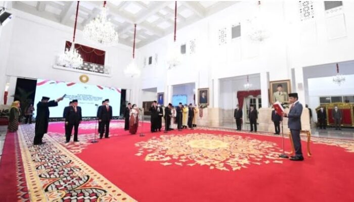 Presiden Jokowi Lantik Dewan Pengurus BPIP 2022-2027: Megawati Ketua Dewan Pengarah, Yudian Wahyudi Kepala