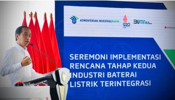 Pertama di Dunia, Presiden Jokowi Resmikan Pembangunan Industri Baterai Listrik Terintegrasi di KITB Jateng