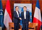 Presiden Jokowi Bahas Situasi Ukraina dengan Presiden Macron Sebelum Bertolak ke Negara yang Sedang Bergejolak