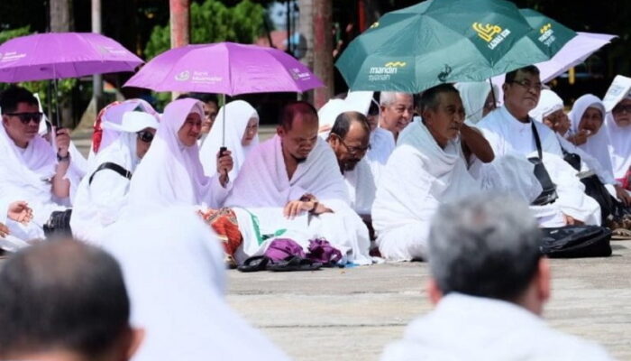 Jemaah Calon Haji Padang Panjang Berangkat ke Tanah Suci 2 Juli