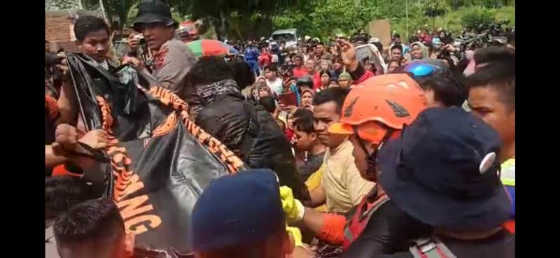 Jasad pelajar SMKN 5 Padang