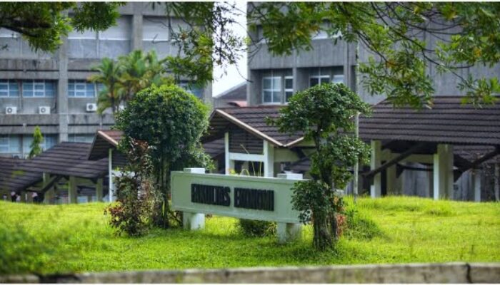 Hebat! Tujuh Program Studi Unand Raih Akreditasi Internasional FIBAA