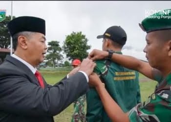 Sebelum Masuk Kampus, 290 Mahasiswa Unbrah Ikuti Diklat Kedisiplinan di Secata B TNI Padang Panjang