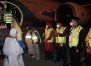 Mendarat Tadi Malam, Wakil Walikota Mardison Jemput Rombongan Haji Pariaman di BIM