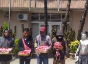 Tak Ada Takutnya dengan Pol PP Padang, Manusia Silver dan Pengemis Tetap Saja Berkeliaran di Lampu Merah