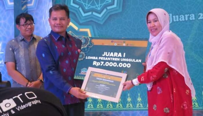 Ponpes Kauman Muhammadiyah Padang Panjang Raih Juara 1 Lomba Pesantren Unggulan FESMina