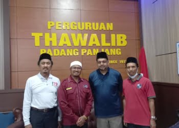 Ahli Sejarah dari Washington DC dan Dosen KSU Georgia USA Kunjungi Perguruan Thawalib Padang Panjang