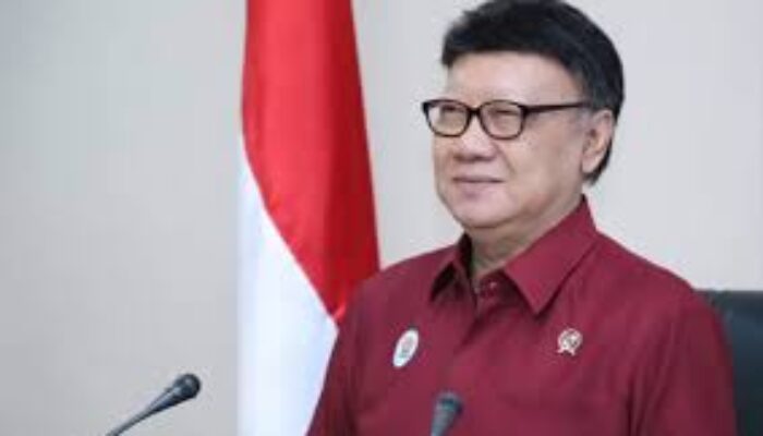 Menteri PAN-RB Tjahjo Kumolo Meninggal Dunia di RS Abdi Waluyo