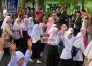 Keceriaan Santri Didikan Subuh Bukittinggi saat Gratis Masuk Kebun Binatang di Hari 1 Muharam